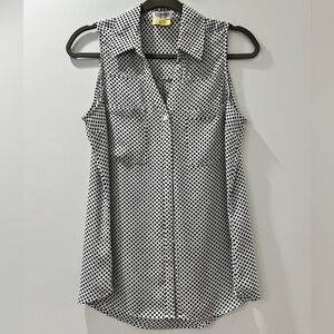 Ships 4 Free! Express Portofino blouse. Sz S. EUC. White w/ black polka dots